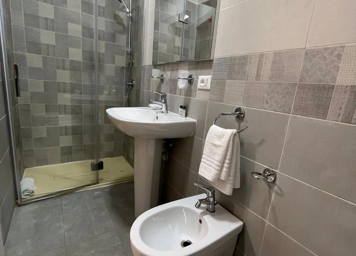 38 Aira Hotels Palermo 3*,  Włochy