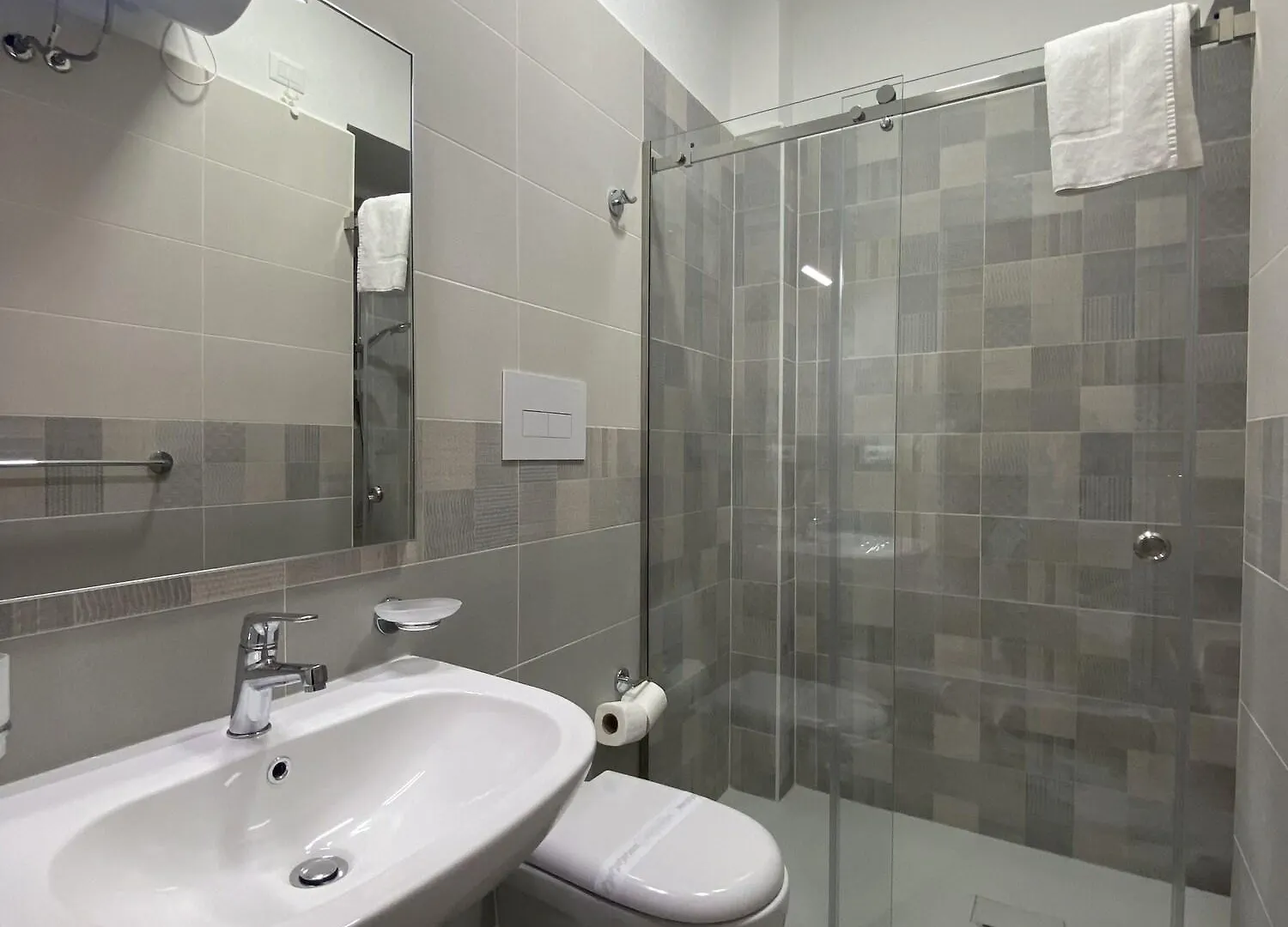 38 Aira Hotels Palermo 3*,